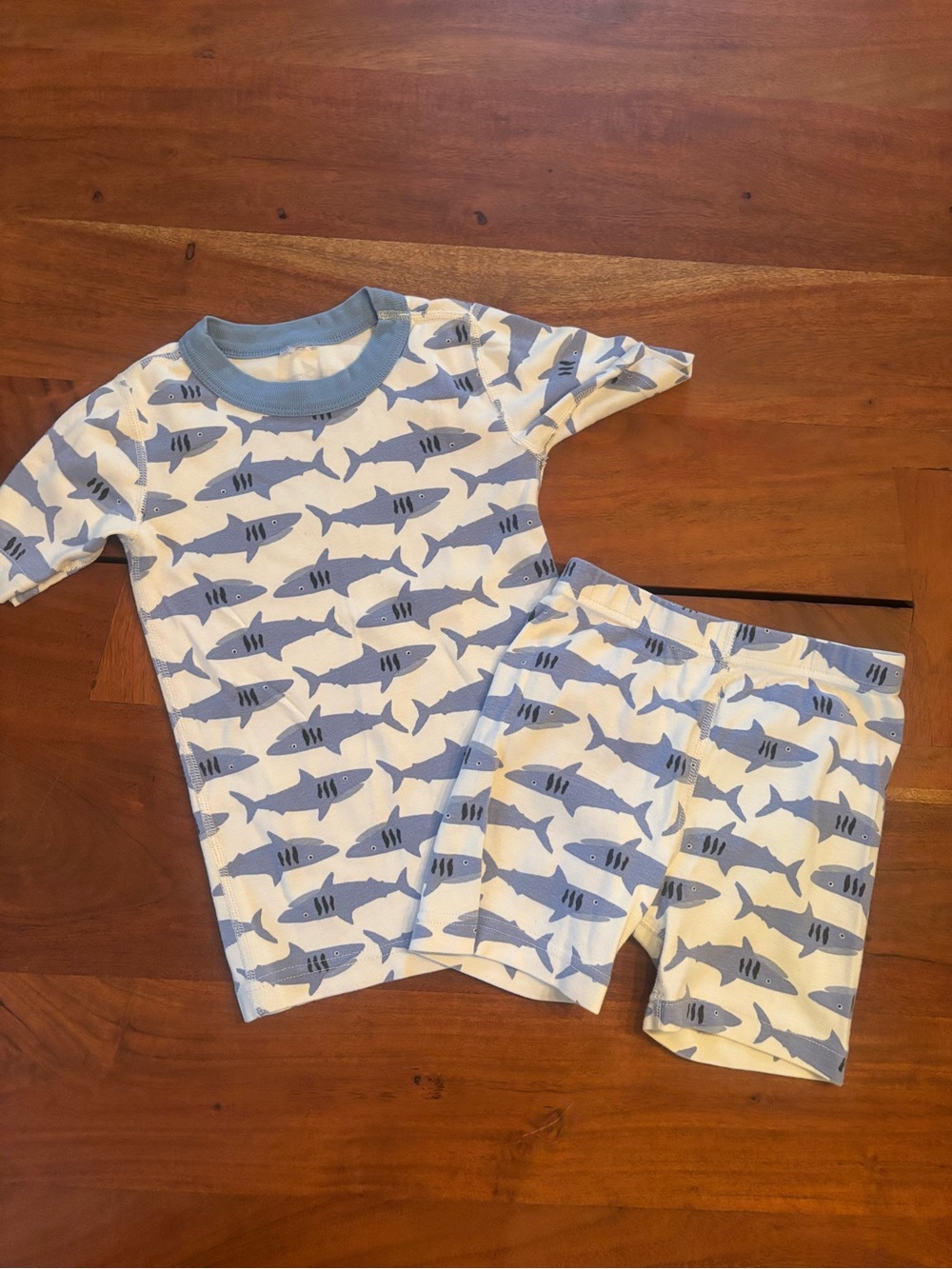 Blue Shark Print Kids Pajama Set by Hanna Andersson size 6/7